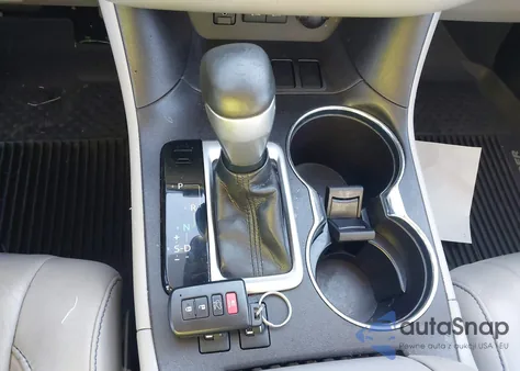 2018 Toyota Highlander Xle from USA, damaged, VIN 5TDKZRFH7JS550469